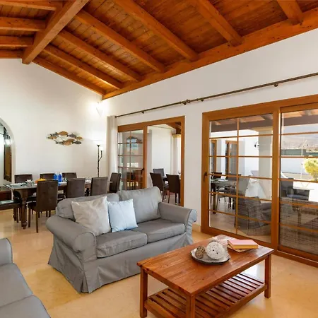 Jardin Canario By קורלחו